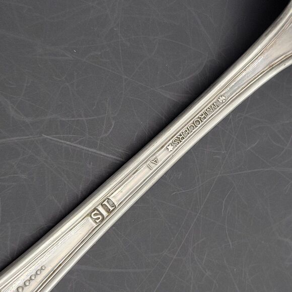 Vintage Silverplate 1937 Cotillion by Wm Rogers Serving Fork - Picture 3 of 6